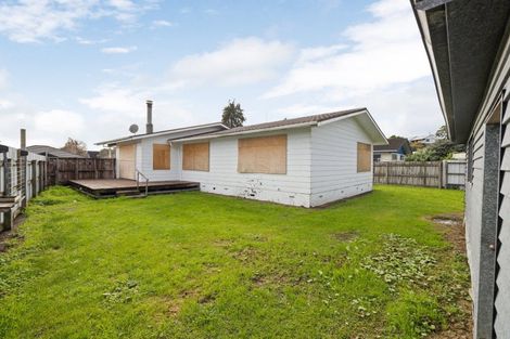 Photo of property in 16 Camden Place, Pukete, Hamilton, 3200