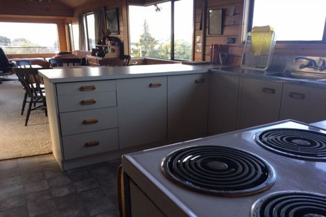 Photo of property in 11 Harbour View Road, Omokoroa, 3114