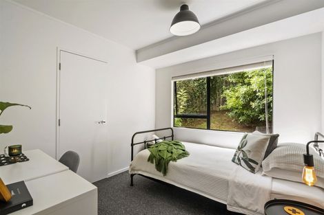 Photo of property in 2/70b Matipo Road, Mairangi Bay, Auckland, 0630