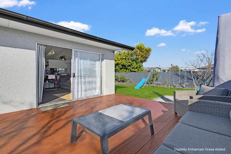Photo of property in 2/127 Parkers Road, Tahunanui, Nelson, 7011