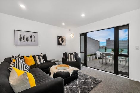 Photo of property in 8b Macaulay Street, Eden Terrace, Auckland, 1021
