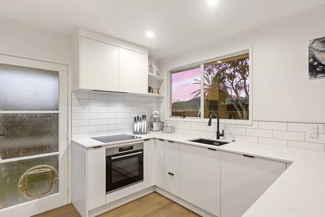 Photo of property in 1/53 Tabitha Crescent, Henderson, Auckland, 0612