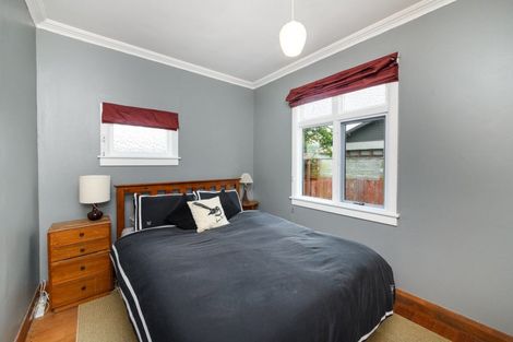 Photo of property in 33 Knowles Street, Terrace End, Palmerston North, 4410
