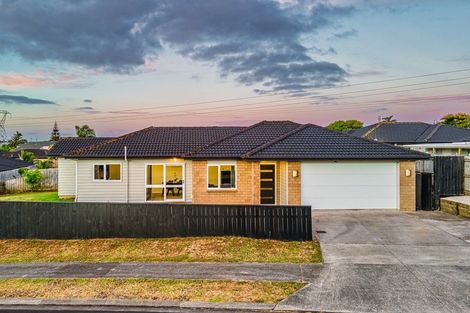 Photo of property in 16 John Broad Place, Flat Bush, Auckland, 2019