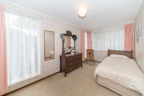Photo of property in 1 College Street, Awapuni, Palmerston North, 4412