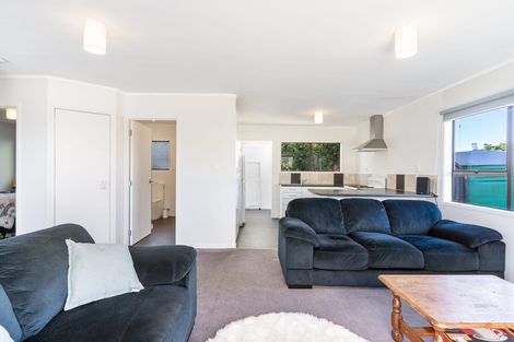 Photo of property in 1/11 Ranui Station Road, Ranui, Auckland, 0612