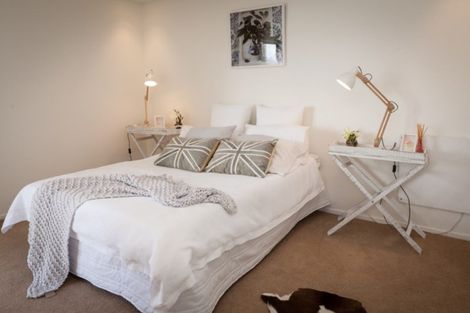 Photo of property in 98 Awa Road, Seatoun, Wellington, 6022