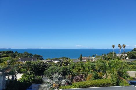 Photo of property in 72 Churchill Road, Murrays Bay, Auckland, 0630