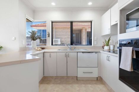 Photo of property in 15a Percival Avenue, Matua, Tauranga, 3110