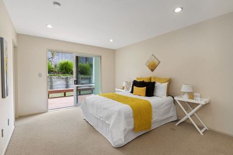 Photo of property in 78 Lake Panorama Drive, Henderson Valley, Auckland, 0612