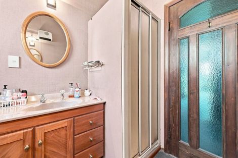 Photo of property in 55 Royal Crescent, Saint Kilda, Dunedin, 9012