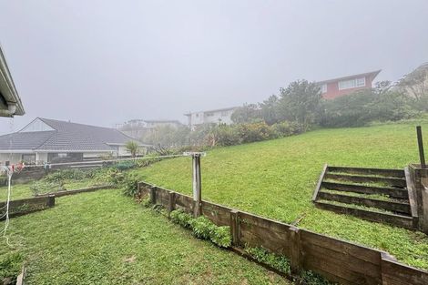 Photo of property in 15 Rice Crescent, Newlands, Wellington, 6037