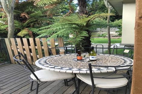 Photo of property in 173 Fifield Terrace, Opawa, Christchurch, 8023