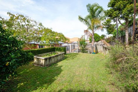 Photo of property in 22 Dorchester Place, Nawton, Hamilton, 3200