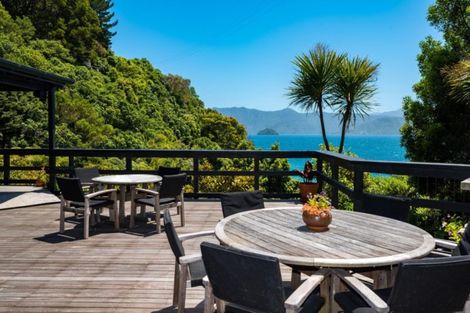 Photo of property in 363 Port Underwood Road, Whatamango Bay, Picton, 7281