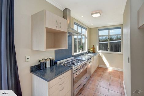 Photo of property in 9 Cochrane Street, Mornington, Dunedin, 9011