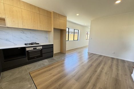 Photo of property in 22c Toru Street, Te Atatu Peninsula, Auckland, 0610