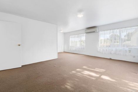 Photo of property in 2/5 Malaspina Place, Papatoetoe, Auckland, 2025