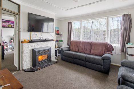 Photo of property in 42 Saint George Street, Watlington, Timaru, 7910