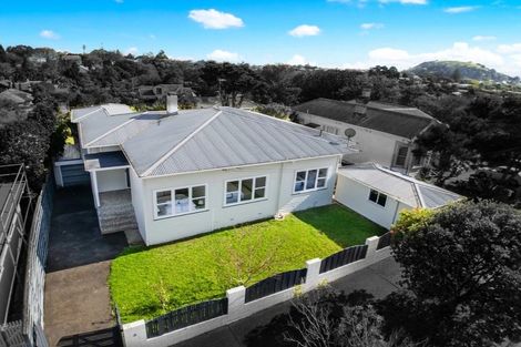 Photo of property in 4 Bloomfield Place, Epsom, Auckland, 1023