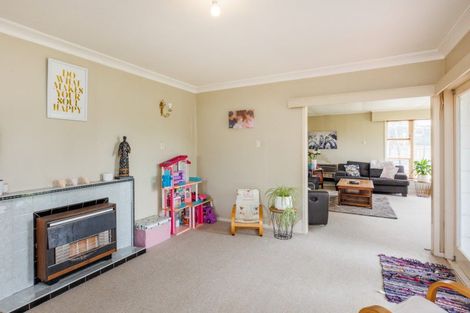Photo of property in 84 Brightwater Terrace, Terrace End, Palmerston North, 4410