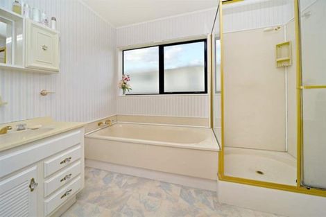 Photo of property in 4/16 Wood Street, Papakura, 2110