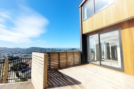 Photo of property in 8 Silvereye Way, Johnsonville, Wellington, 6037