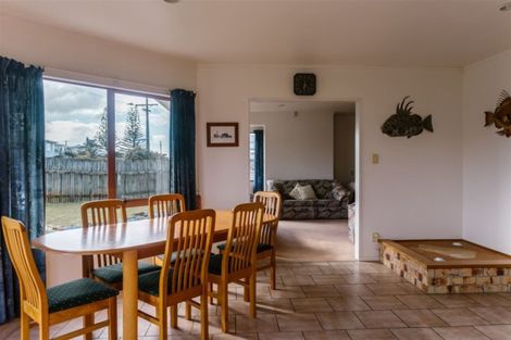 Photo of property in 16 Halligan Road, Whitianga, 3510