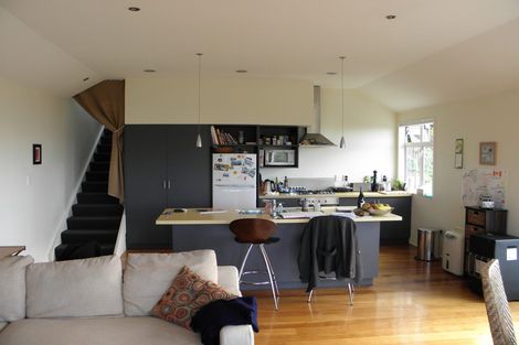 Photo of property in 45 Garden Road, Northland, Wellington, 6012