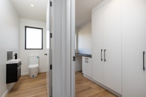 Photo of property in 16 Louden Place, Wakefield, 7025