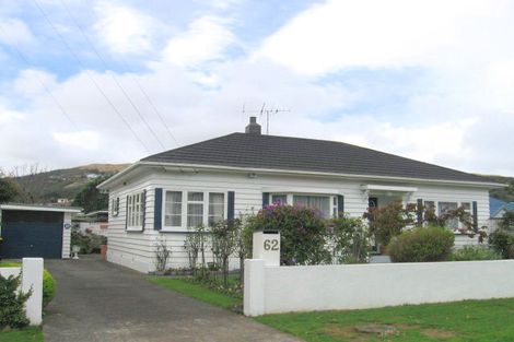 Photo of property in 62a Oxford Street, Tawa, Wellington, 5028