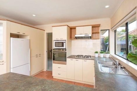 Photo of property in 9 Ardkeen Place, East Tamaki, Auckland, 2016