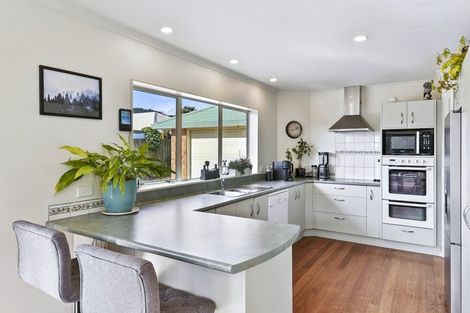 Photo of property in 114d Arawhata Road, Paraparaumu, 5032