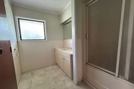 Photo of property in 1 Justamere Place, Weymouth, Auckland, 2103