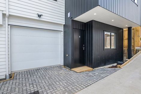 Photo of property in 49b Vera Road, Te Atatu South, Auckland, 0610