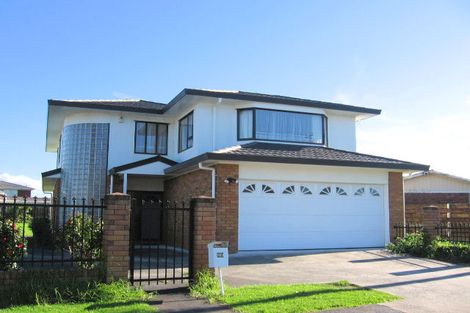 Photo of property in 80 Flanshaw Road, Te Atatu South, Auckland, 0610