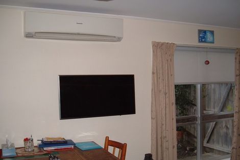 Photo of property in 1/24 Glynnbrooke Street, Te Atatu South, Auckland, 0610