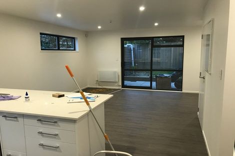 Photo of property in 4b Wattle Road, Sunnyvale, Auckland, 0612