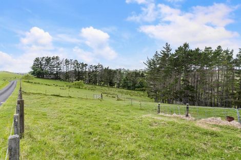 Photo of property in 6 Johnson Place, Stillwater, Silverdale, 0993