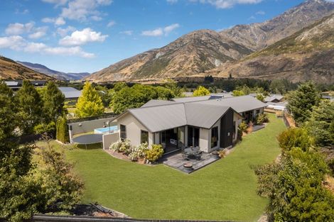 Photo of property in 38 Rere Road, Lake Hayes, Queenstown, 9304