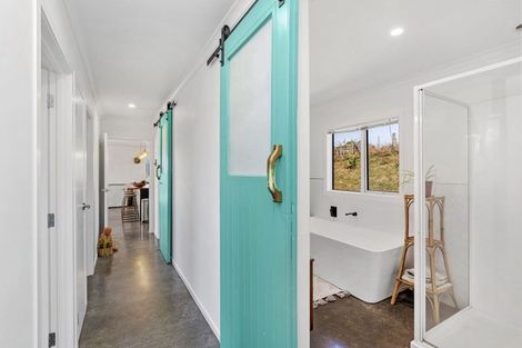 Photo of property in 42 Van Houtte Road, Raglan, 3295