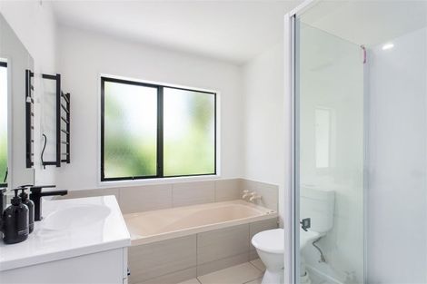 Photo of property in 18 Kotare Street, Fendalton, Christchurch, 8041