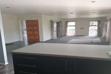 Photo of property in 86 Racecourse Road, Waiuku, 2123