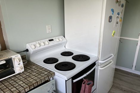 Photo of property in 1 Huia Street, Foxton Beach, Foxton, 4815