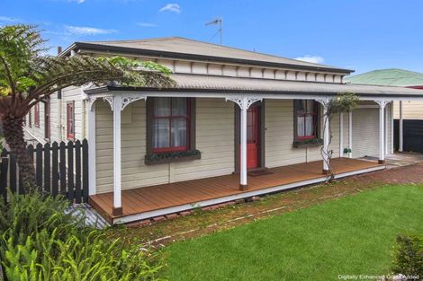 Photo of property in 127 Linton Street, West End, Palmerston North, 4410