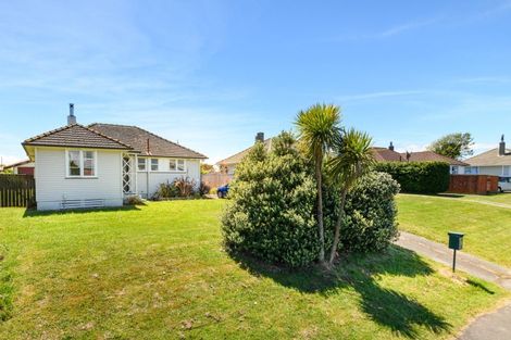 Photo of property in 5 Clyde Crescent, Roslyn, Palmerston North, 4414