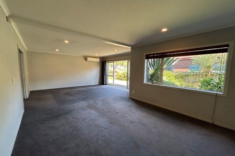 Photo of property in 6 Routeburn Avenue, Aotea, Porirua, 5024