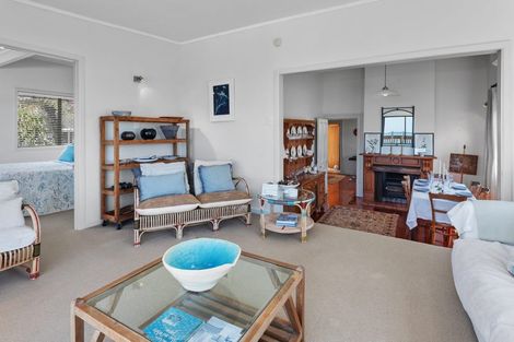 Photo of property in 128 Beach Road, Onerahi, Whangarei, 0110