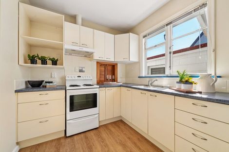 Photo of property in 1/98 Memorial Avenue, Ilam, Christchurch, 8053