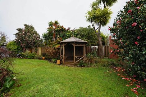 Photo of property in 12 Cooper Place, Chedworth, Hamilton, 3210